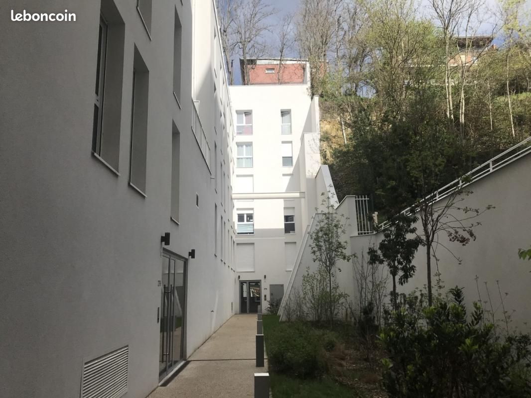 Appartement 2 pièces 41 m² · à Chaville · 41 m² · 1 051 €