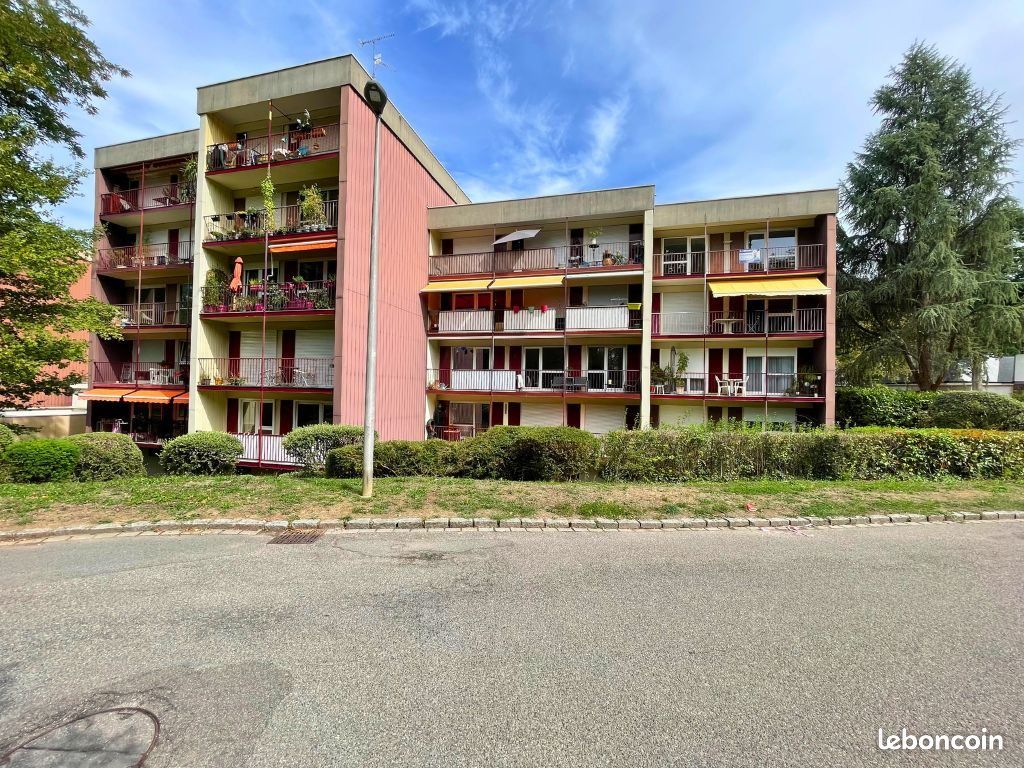 Appartement 3 pièces 74 m² · à Kingersheim · 74 m² · 96 000 €