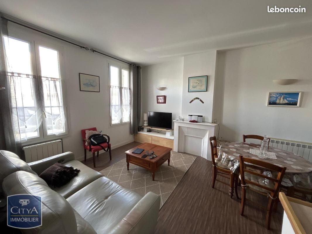 Maison 3 pièces 59 m² · à Rochefort · 59 m² · 750 €