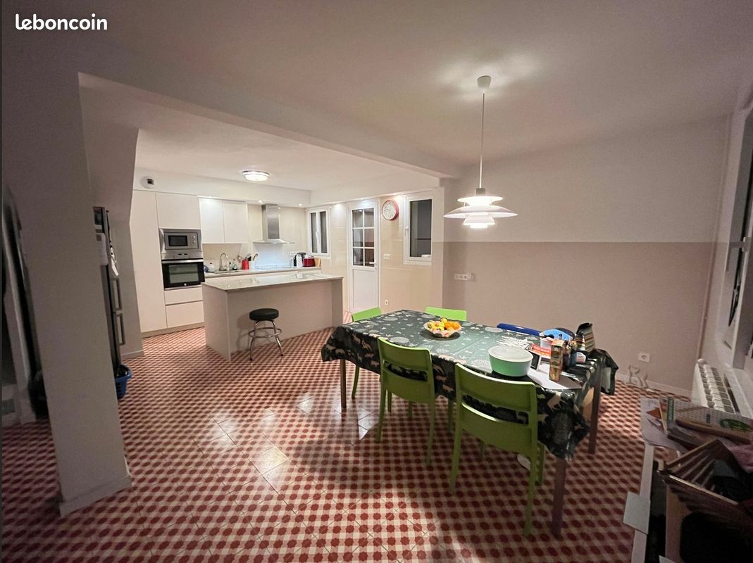 Vente ou échange maison - Urrugne 64700 Béhobie (image principale 0)
