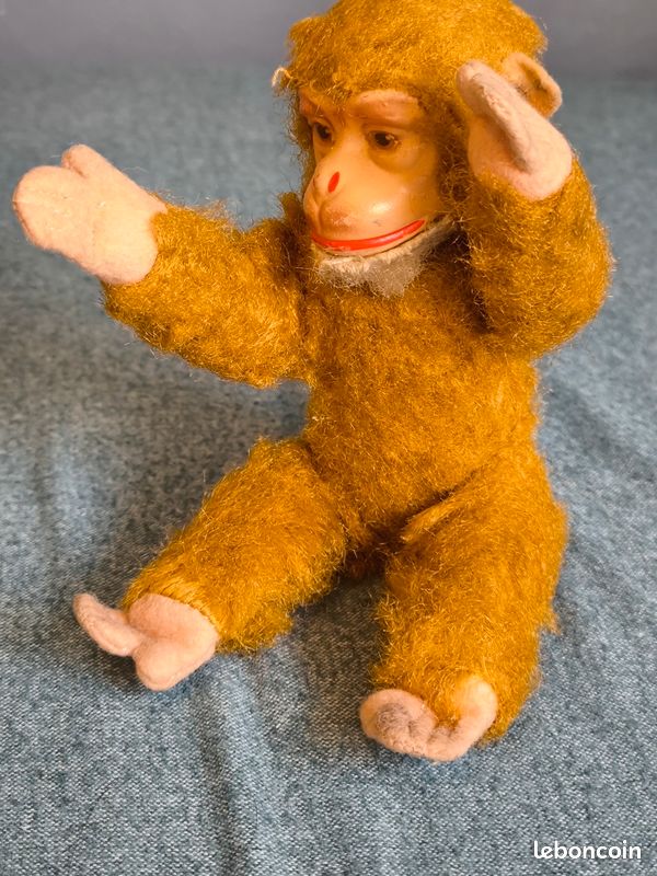 Ancienne Peluche Singe Kiki jaune le vrai Ancienne Peluche Singe Kiki jaune le vrai