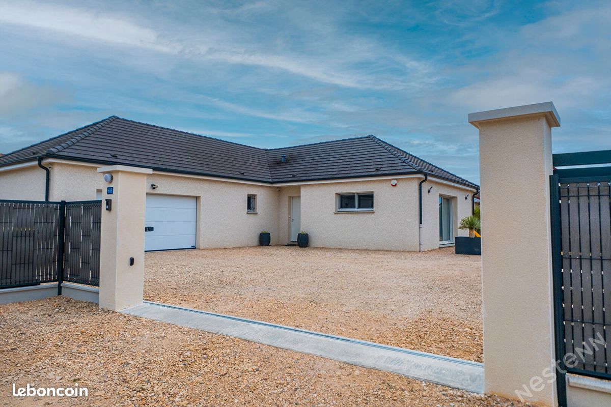 Maison 5 pièces 121 m² · à Saint-Loup-de-Varennes · 121 m² · 288 000 €
