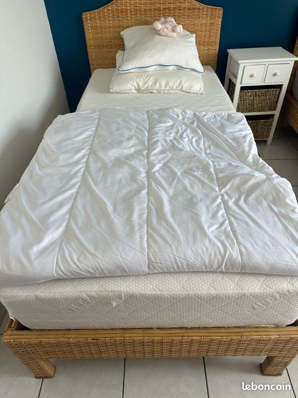 Vend lit en rotin 90x90 (image 1)