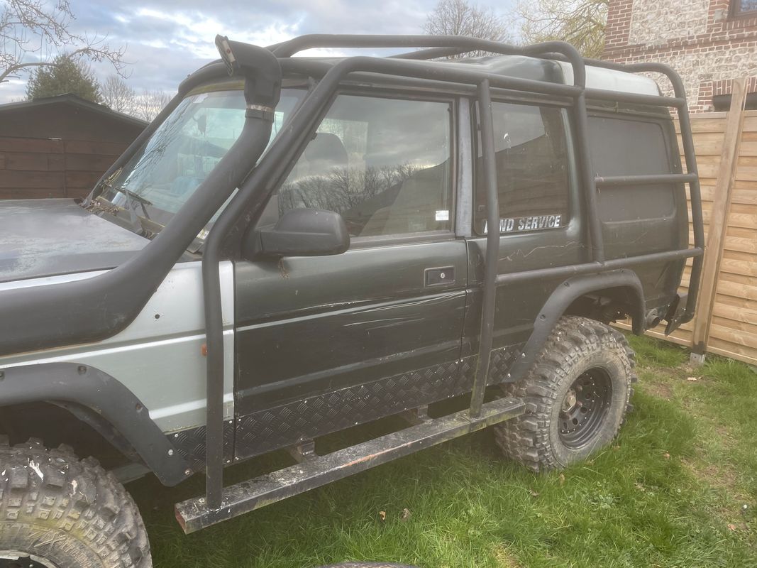 Land rover discovery 300 tdi - Voitures