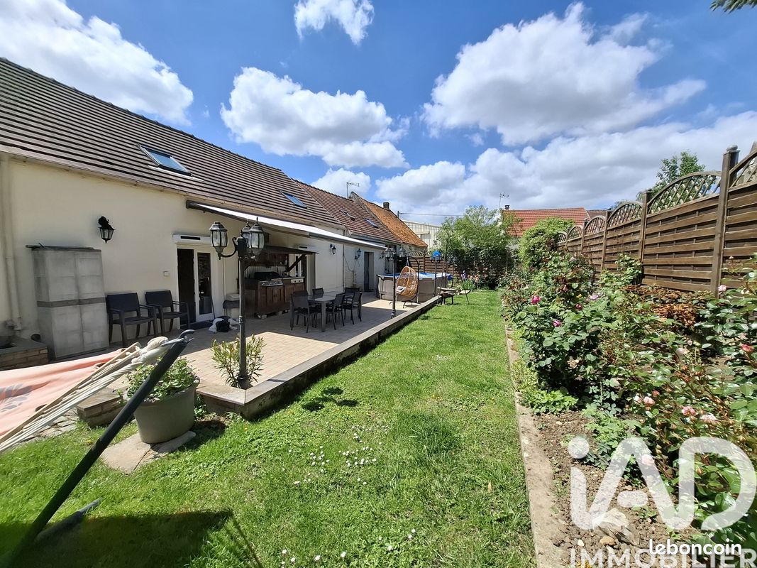 Maison 8 pièces 152 m² · à Crépy-en-Valois · 152 m² · 349 900 €