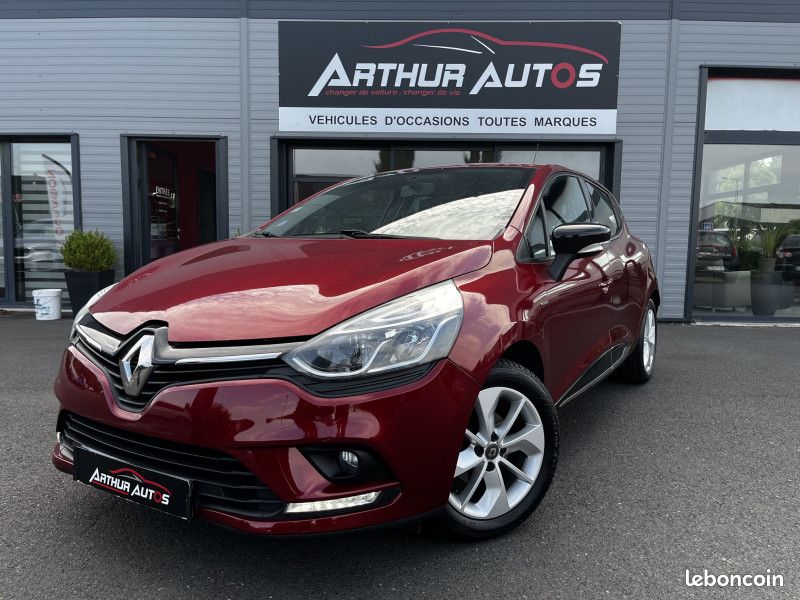 Renault CLIO IV 1.2 16V 75CH LIMITED 5P (image 1)