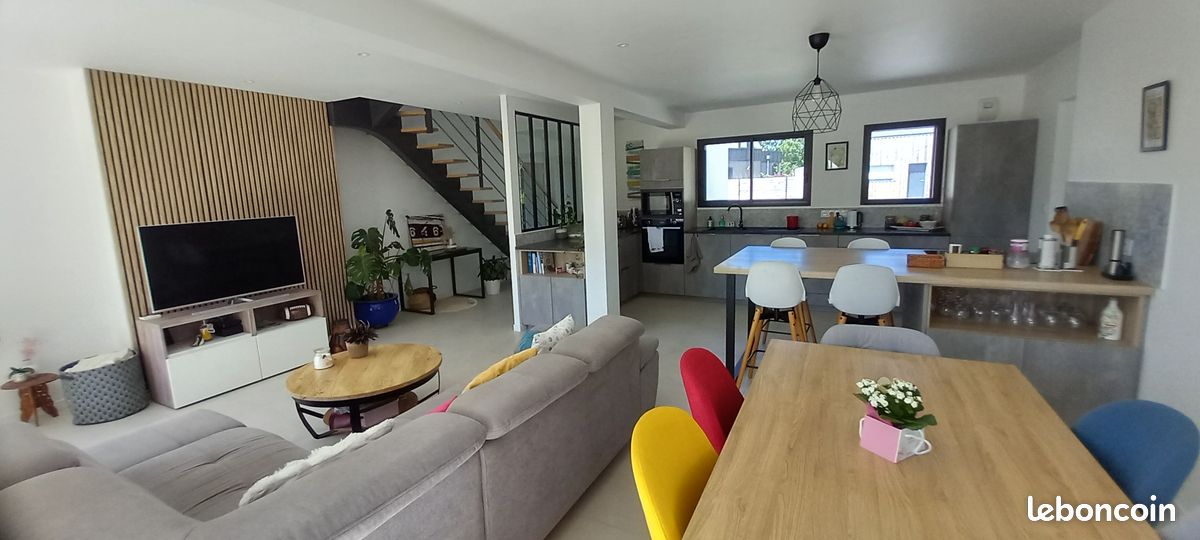 Maison 5 pièces 117 m² · à Crach · 117 m² · 560 000 €