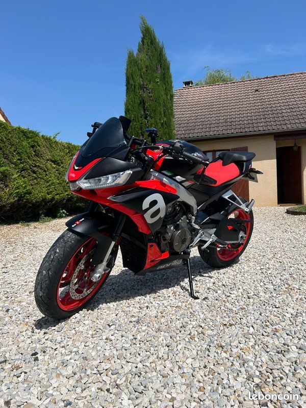 Aprilia Tuono (image 3)