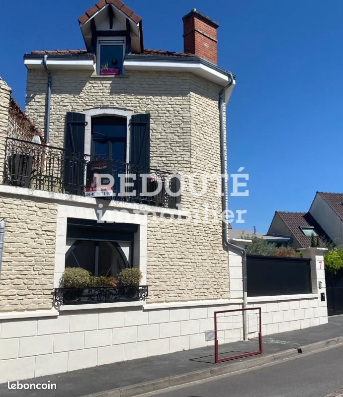 Maison 5 pièces 128 m² · à Saint-Brice-Courcelles · 128 m² · 380 000 €