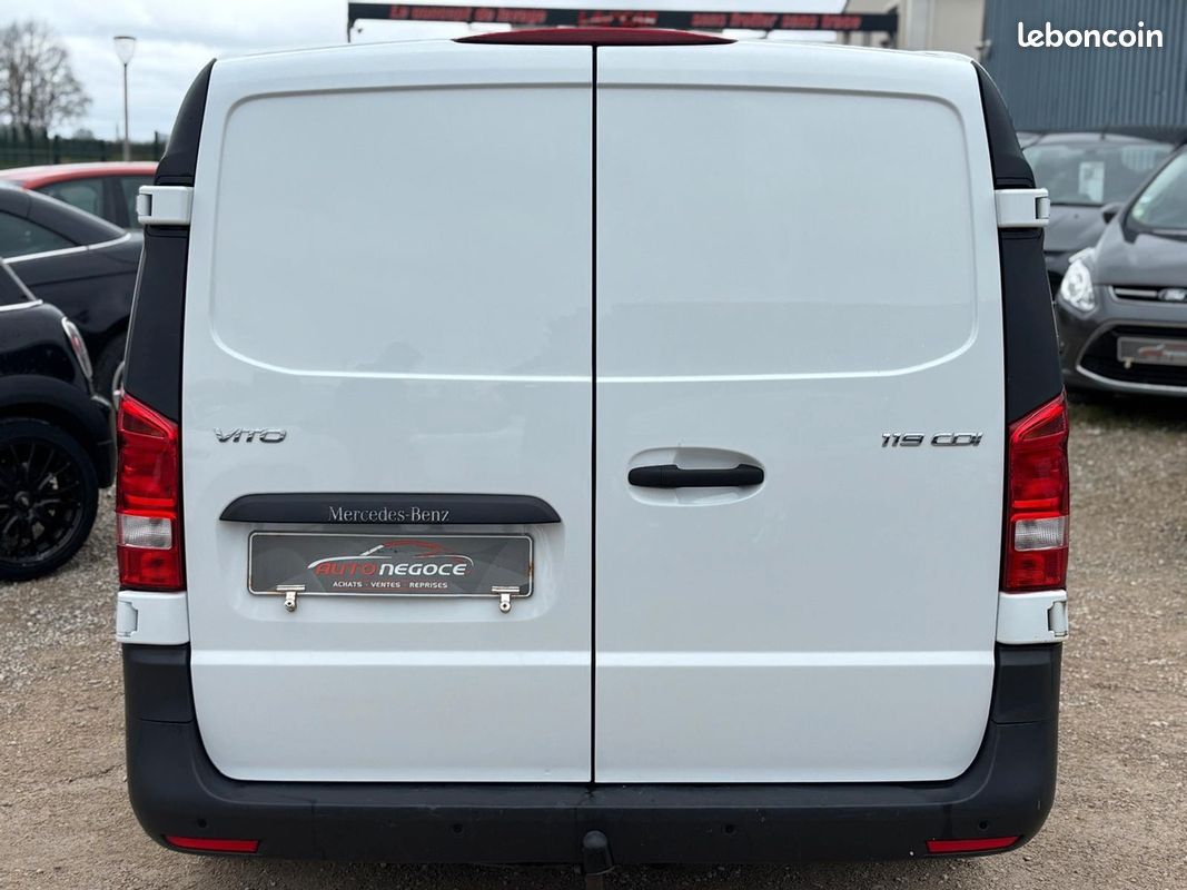 Mercedes-Benz Vito 119 CDI LONG PROPULSION / BVA / TVA / 1er Main / (image 17)