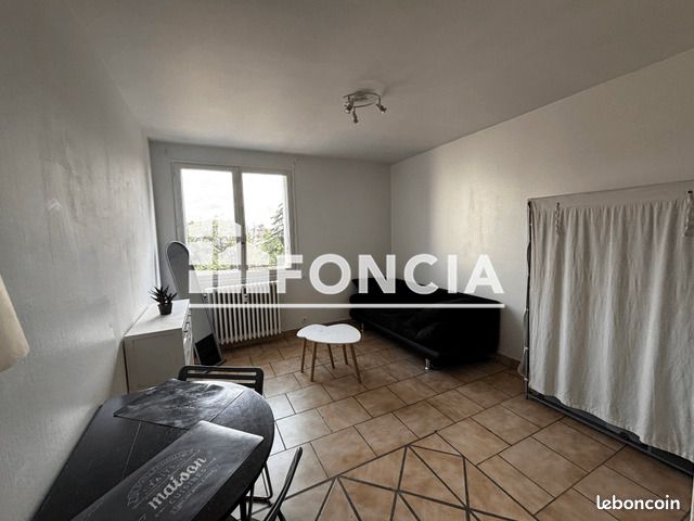 Appartement 1 pièce 17 m² · à Agen · 17 m² · 370 €