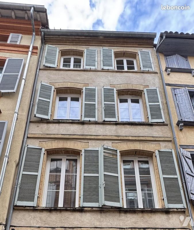 Local commercial 226 m²