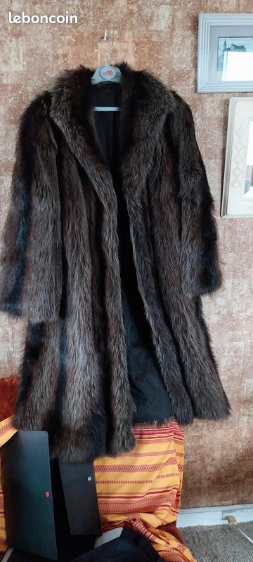 Manteau de fourrure bien conserve (image 4)