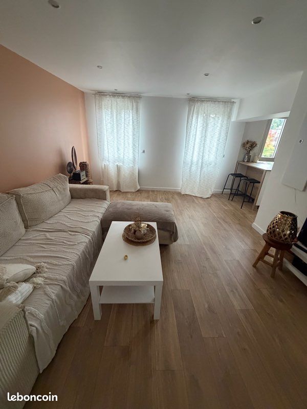 Appartement 4 pièces 60 m² · à Saint-Léger-du-Bourg-Denis · 60 m² · 900 €/mois