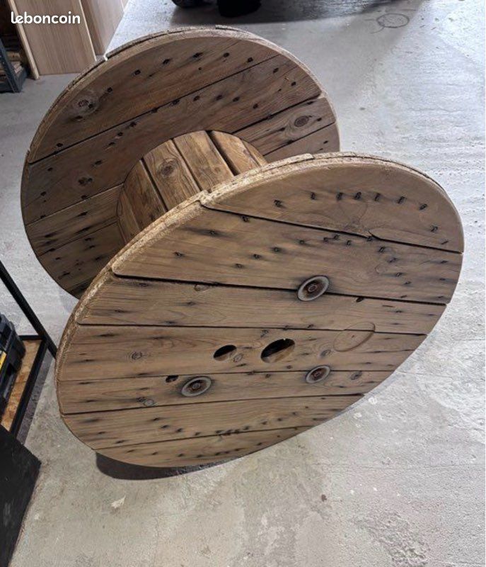 Touret en bois et vernis (image 2)