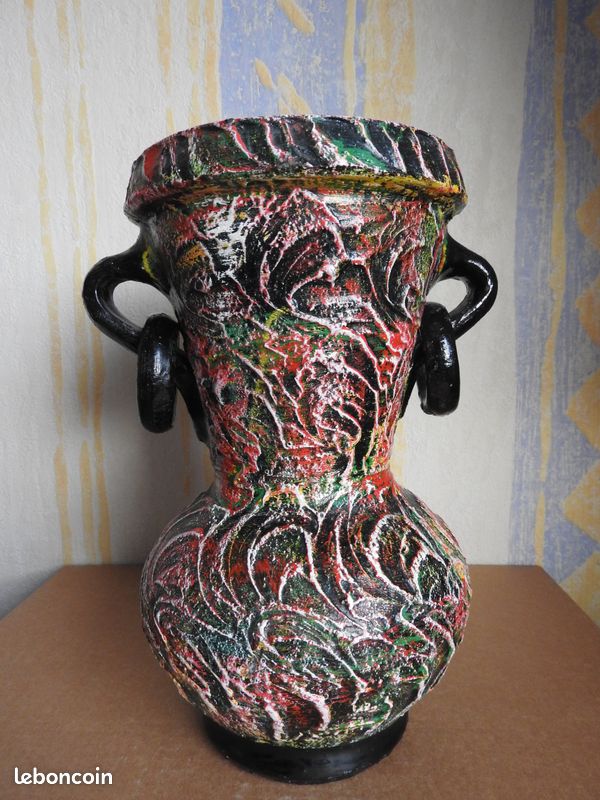 Vase Vintage Poterie artisanale Décor stylisé oreilles anneaux