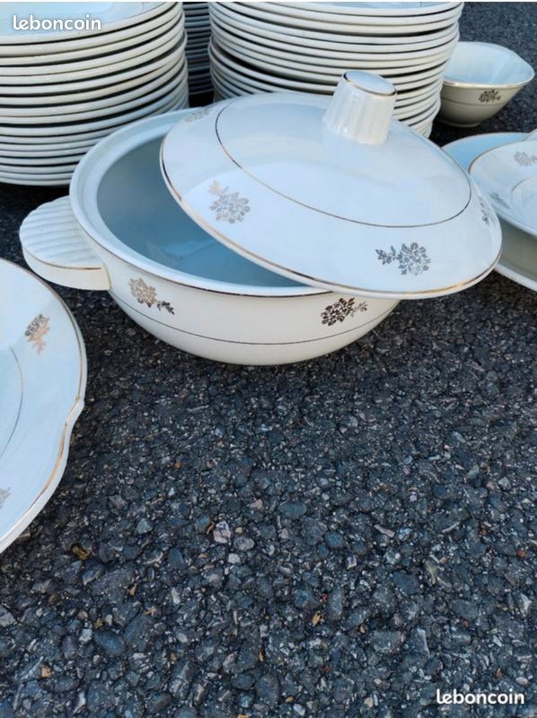Vieux service de table vintage + de 65 pièces (image 5)