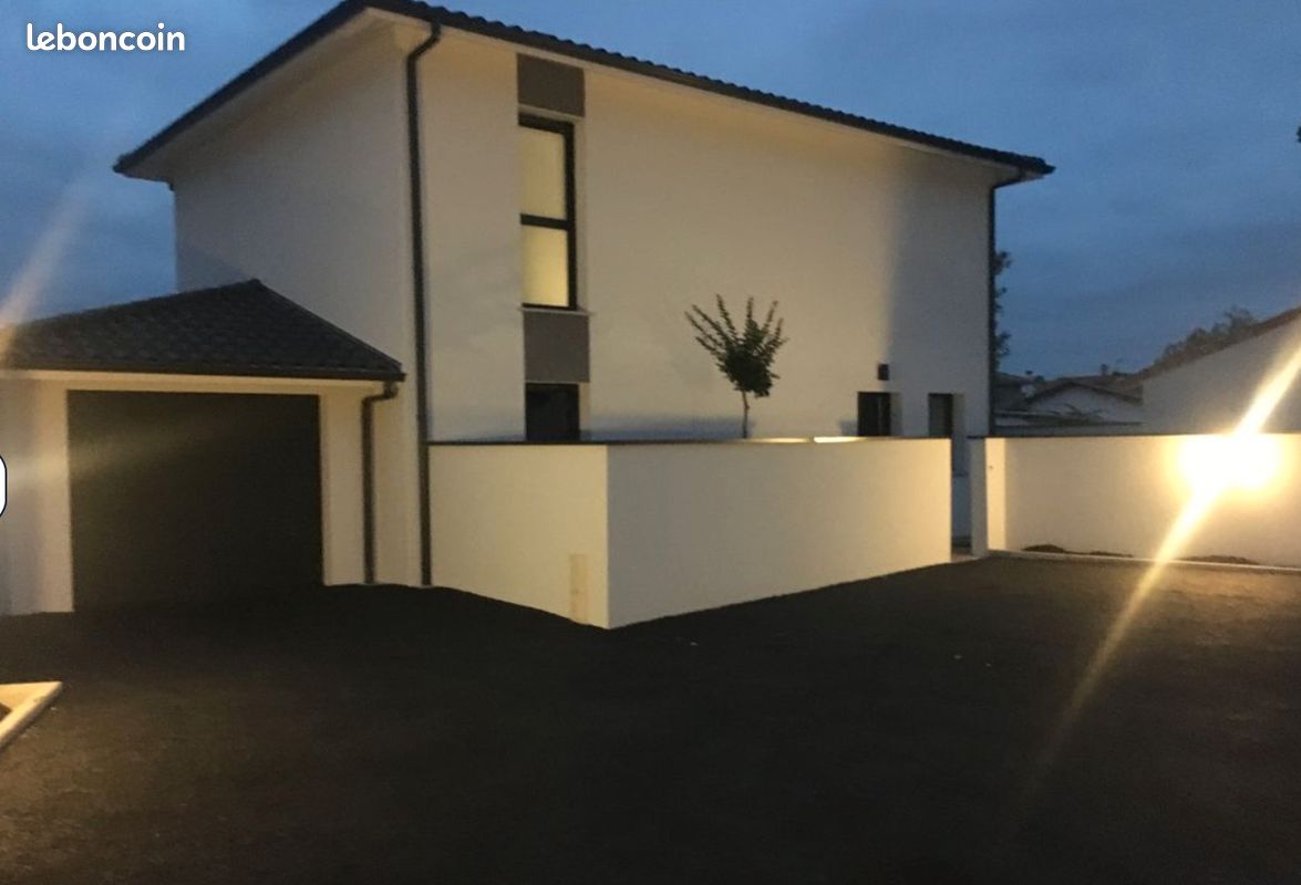 Maison a louer villenave-d'ornon - 5 pièce(s) - 112 m2 - Surfyn