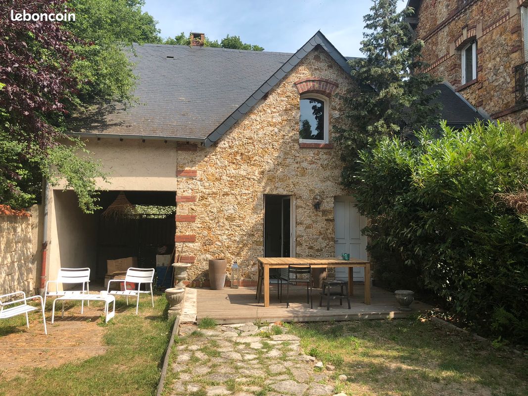 Maison a louer saint-germain-en-laye - 5 pièce(s) - 136 m2 - Surfyn