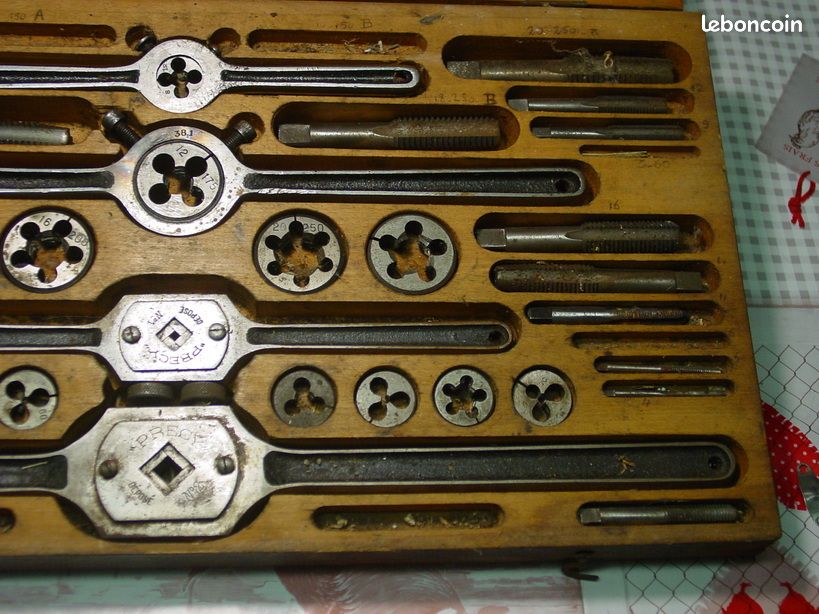Ancien grand coffret tarauds filière pro PRECY Saint Etienne (image 3)