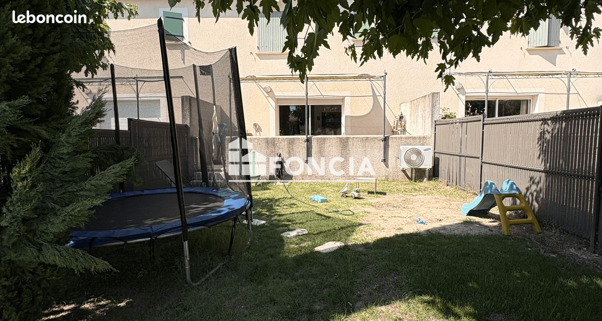 House (image 4)