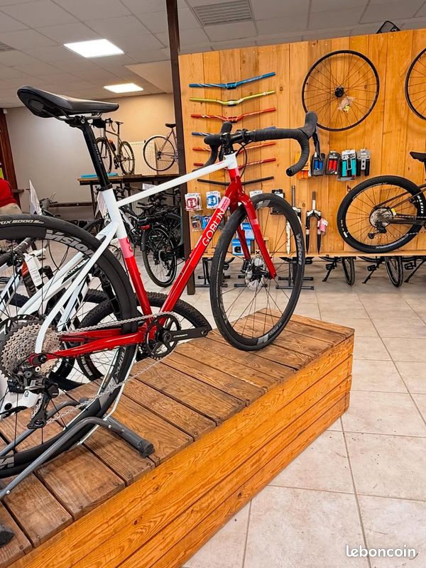 Gravel/route Endurance confort Vélos