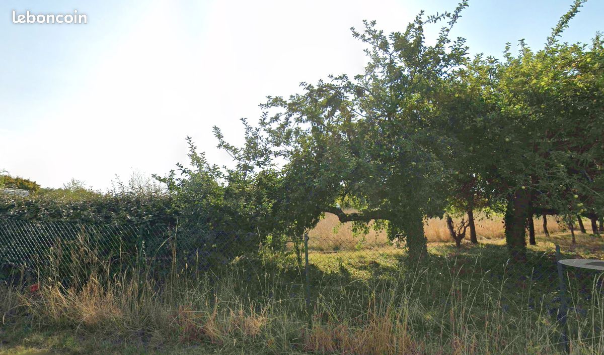 Terrain constructible bel environnement entre Loches et Chambourg sur Indre · à Chambourg-sur-Indre · 45 000 €