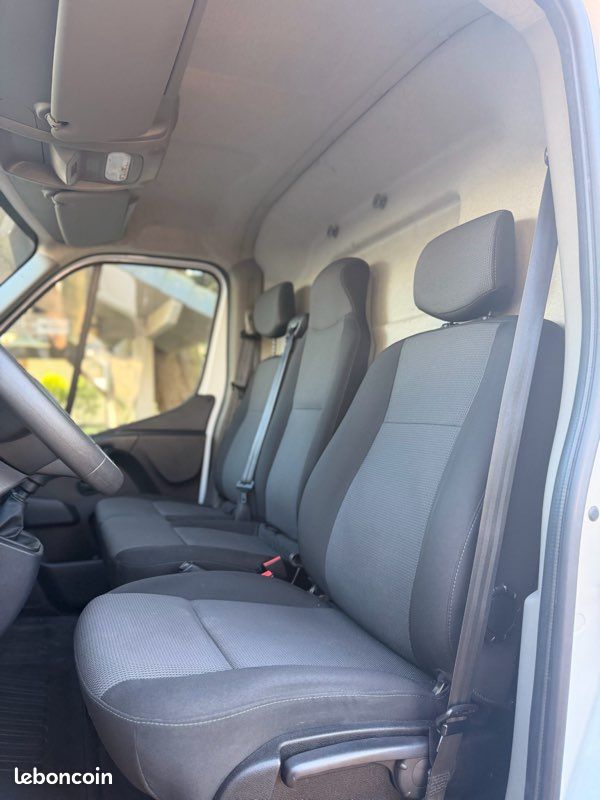 Renault Master L2H2 2.3 dCi 135 ch TRAC Grand Confort 2022 – photo 7