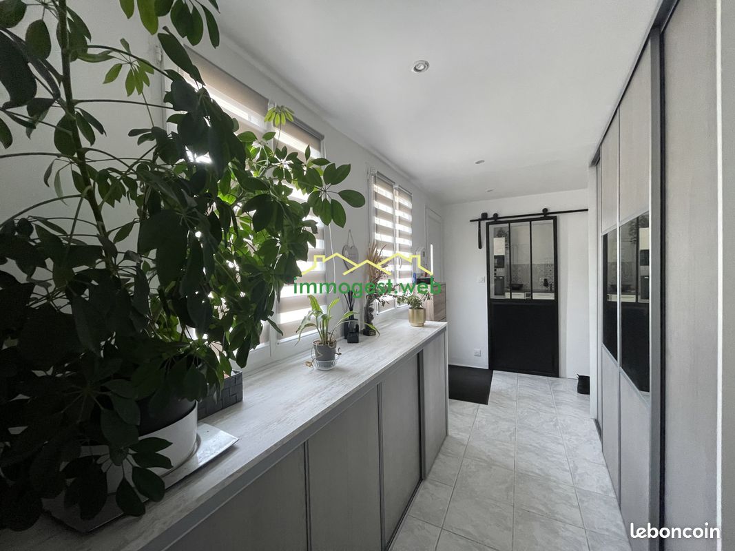 Maison 4 pièces 121 m² (image 1)