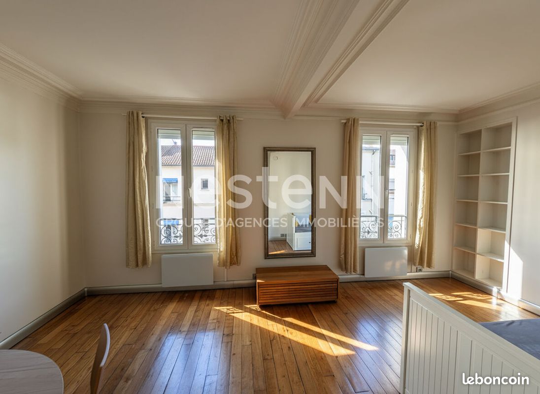 Appartement 2 pièces 48 m² · à Courbevoie · 48 m² · 1 390 €/mois