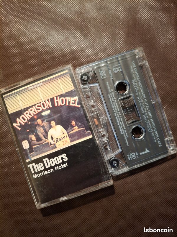 K7 - The Doors - Morrison Hotel (image 1)