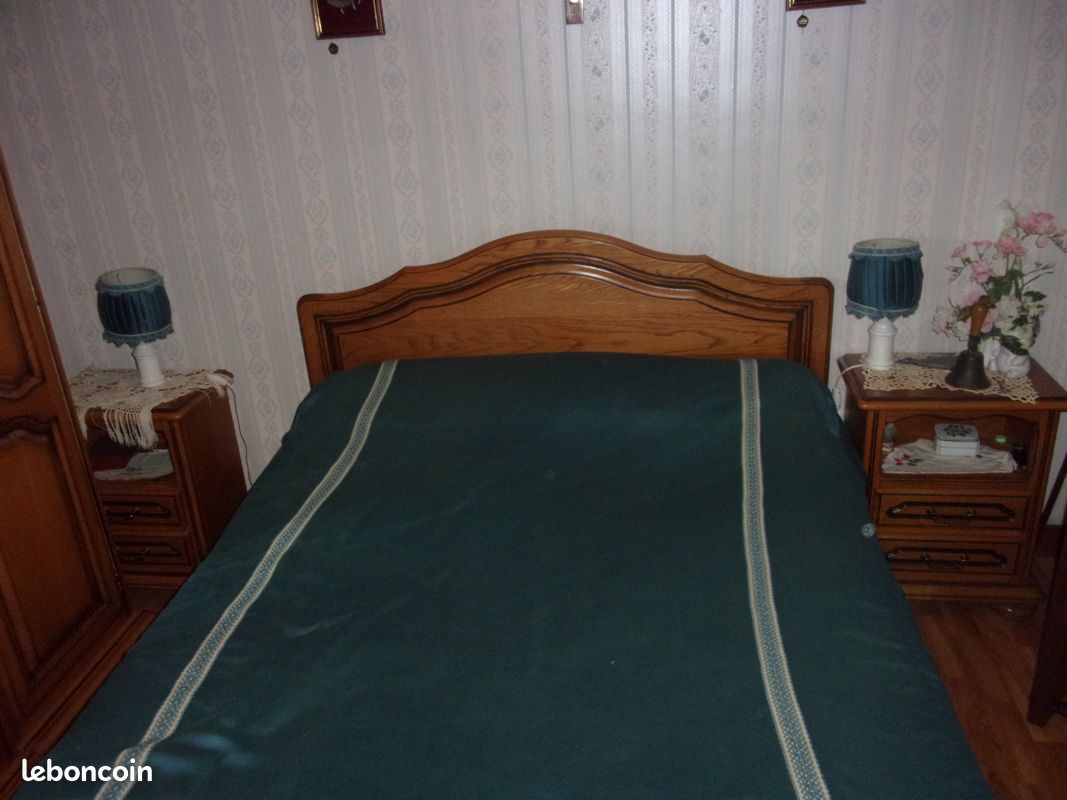 Chambre bois massif (image 1)