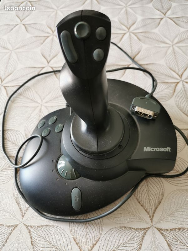 Joystick Microsoft SideWinder Force Feedback Pro (Gameport DB15 / DA15) – Collector Retrogaming (image 1)