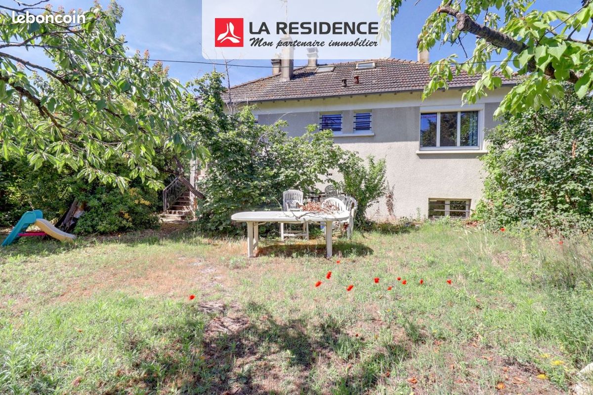 Maison 5 pièces 86 m² · à Carrières-sous-Poissy · 86 m² · 365 000 €