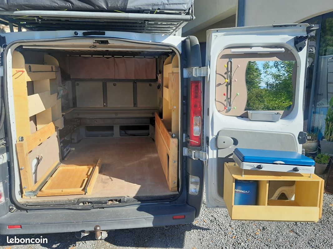 Renault Trafic Aménagé 6 places 6 Couchages (image 11)