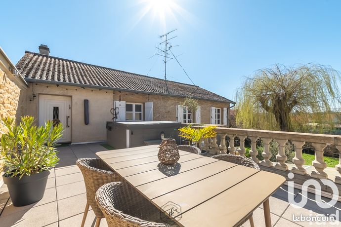 Appartement 6 pièces 175 m²