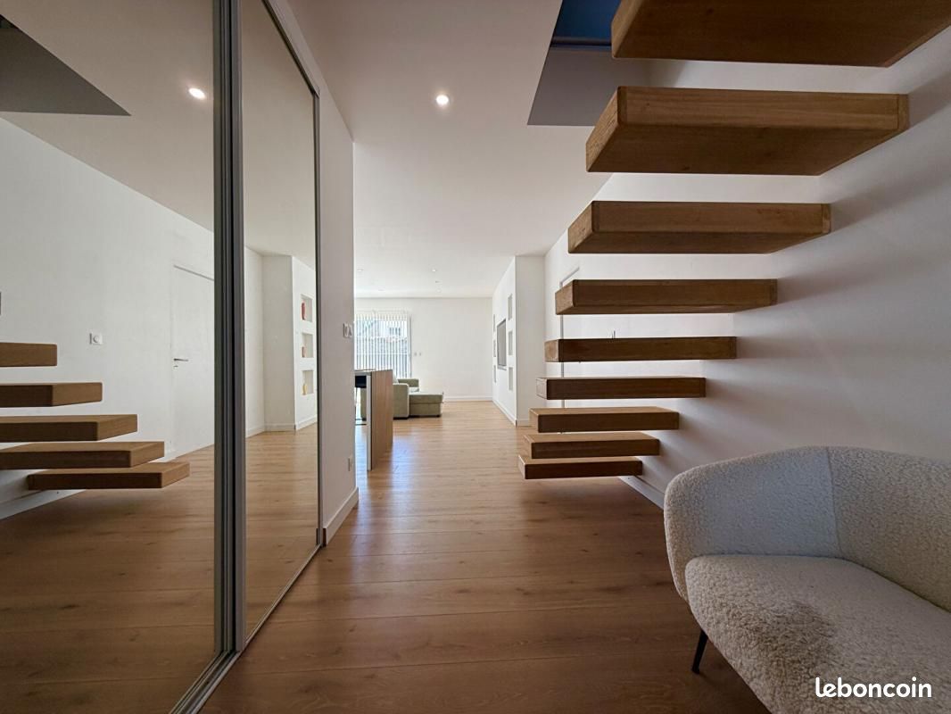 Maison 7 pièces 125 m² · à Frénouville · 125 m² · 330 000 €