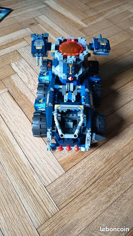 Lot de lego nexo knight (image 2)
