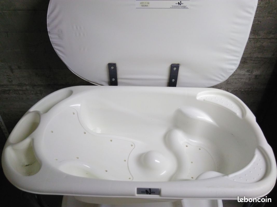 Table a langer avec baignoire (image 2)