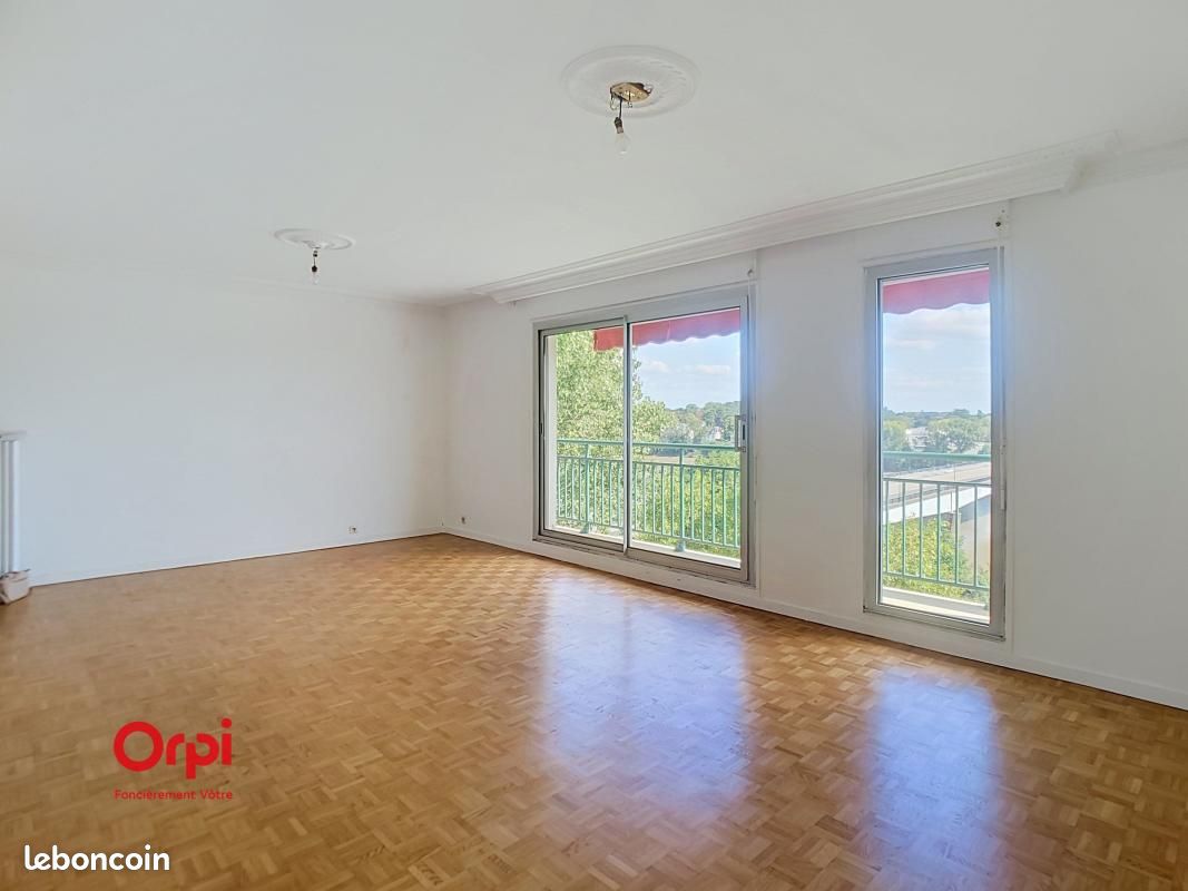 Appartement 5 pièces 99 m² · à Nantes · 99 m² · 1 200 €/mois