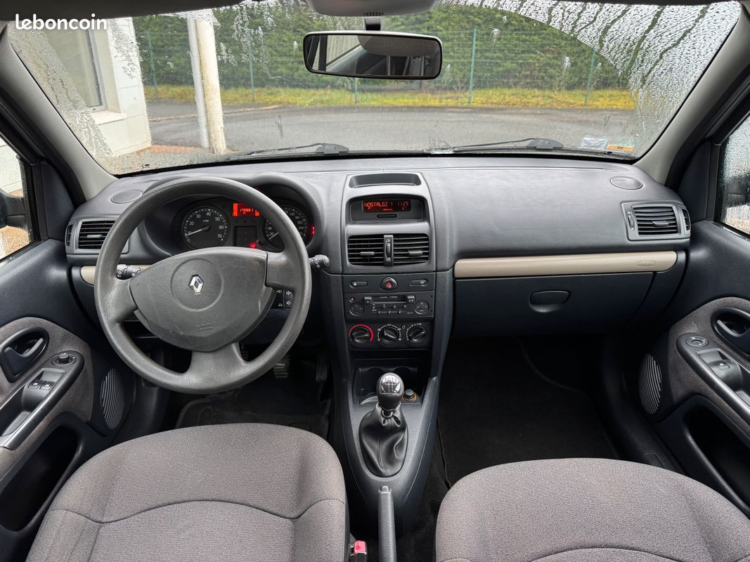CLIO 2 1.5 dci 65 cv CONFORT AUTHENTIQUE (image 3)