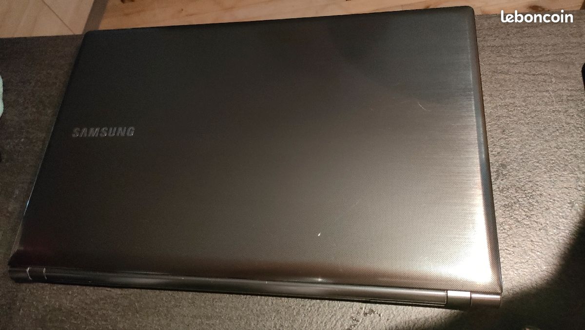 SAMSUNG NP550P7C-T02FR - Intel Core i7 - 2.3 Ghz - Ram 8 Go - DD 1 To (image 3)
