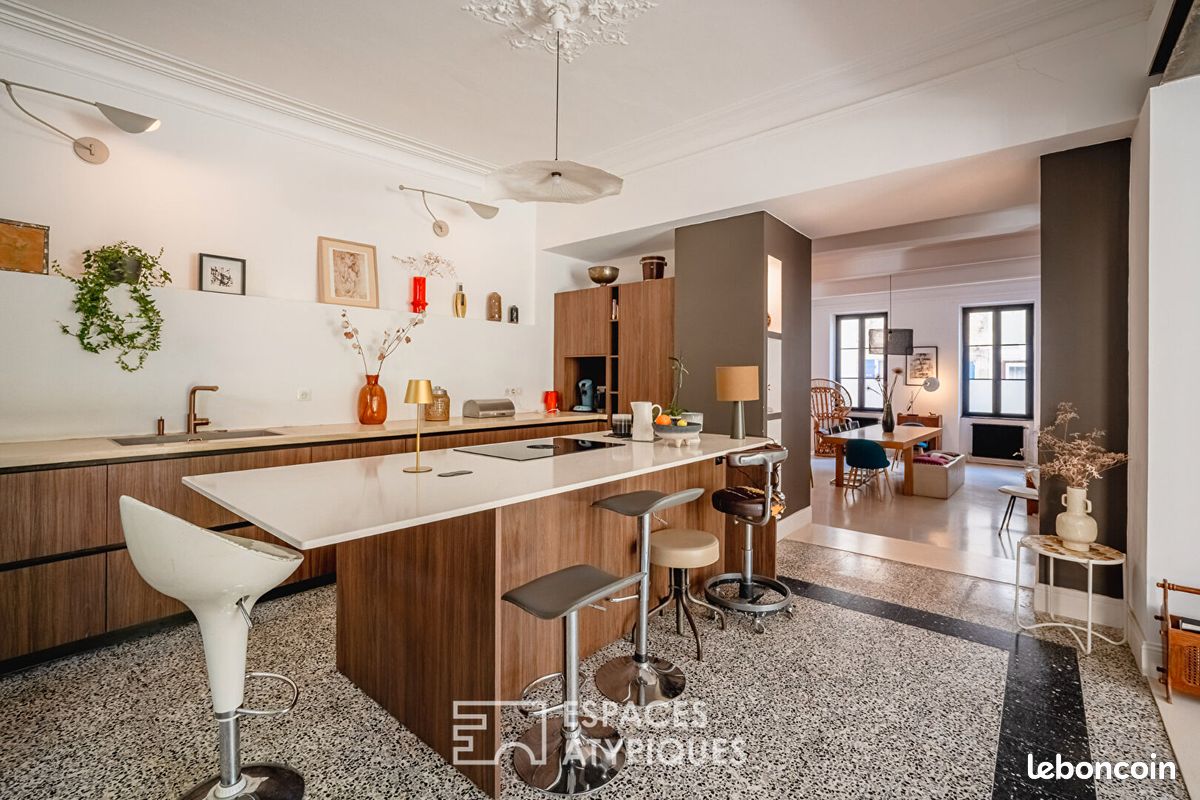 Maison 10 pièces 400 m² · à Narbonne · 400 m² · 1 195 000 €