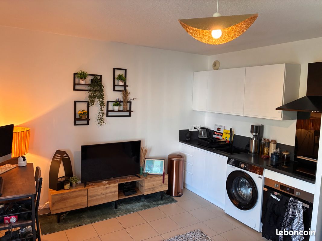 Appartement 1 pièce 29 m² · à Le Cannet · 29 m² · 850 €
