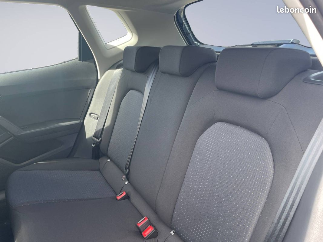 SEAT Arona 1.0 TSI 95 ch Start/Stop BVM5 Copa (image 13)
