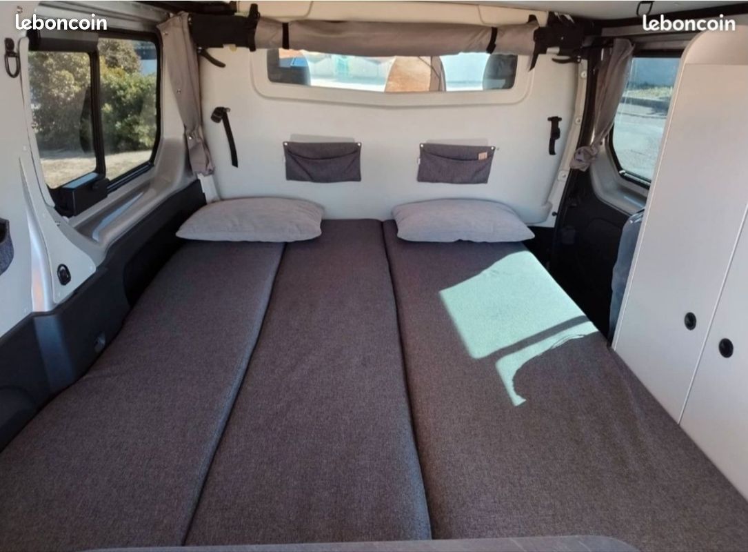 Van aménagé ANTILOPE VAN FLEX 3 - TRAFIC 3 - Caravaning