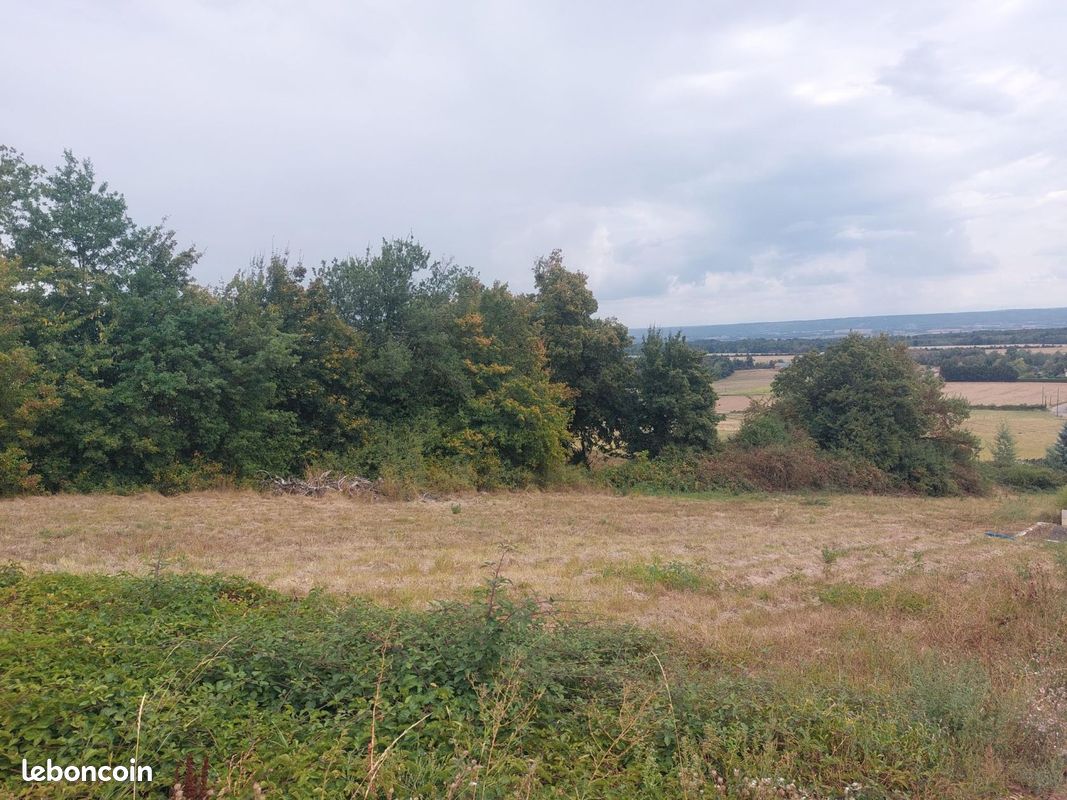 Terrain 1041 m² · à Pisieu · 72 871 €
