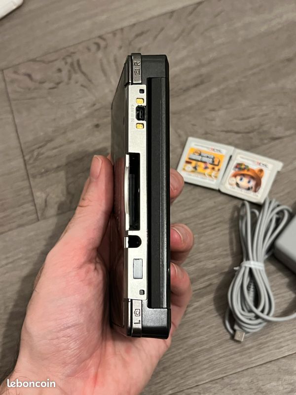 Nintendo 3DS Noire + un jeux au choix (image 7)