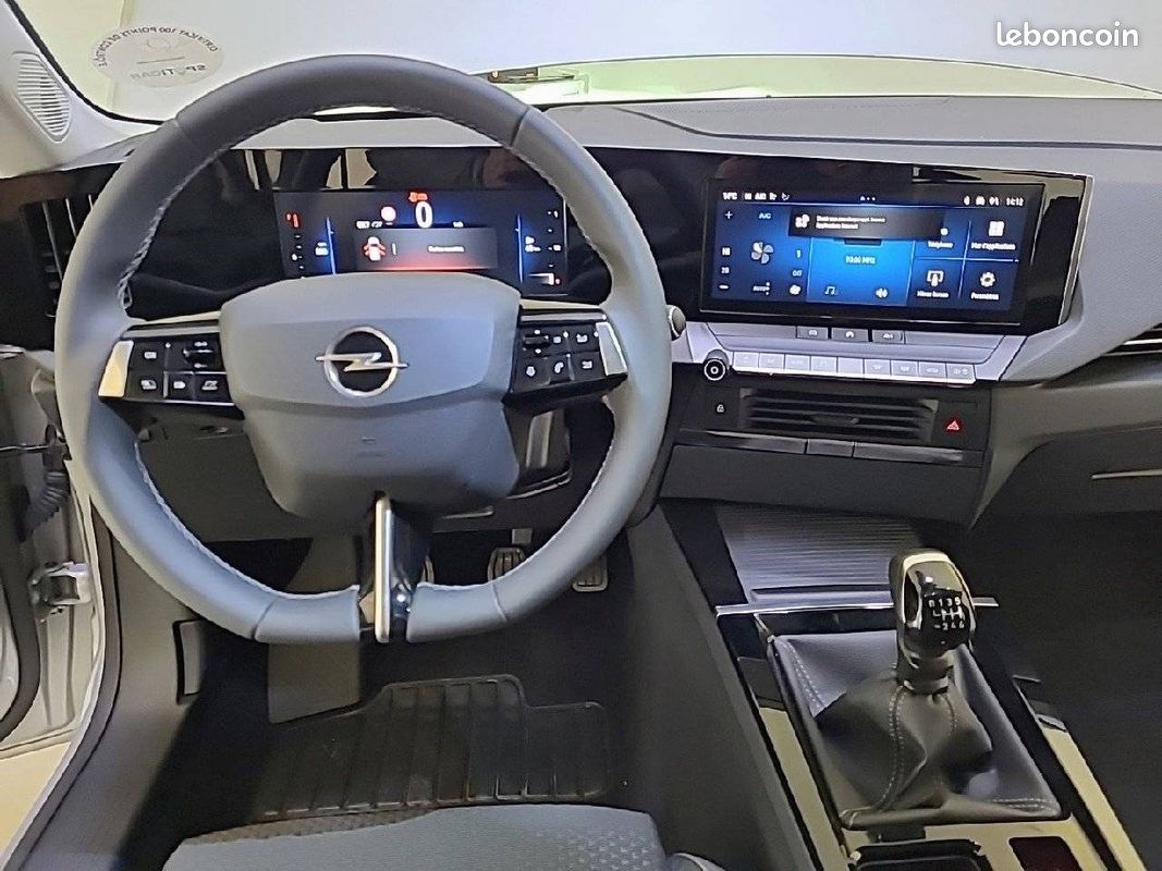 OPEL Astra 1.2 Turbo 110 ch BVM6 (image 8)