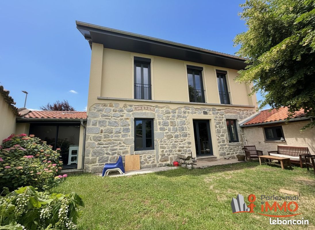 Maison 6 pièces 130 m² · à Montbrison · 130 m² · 289 000 €